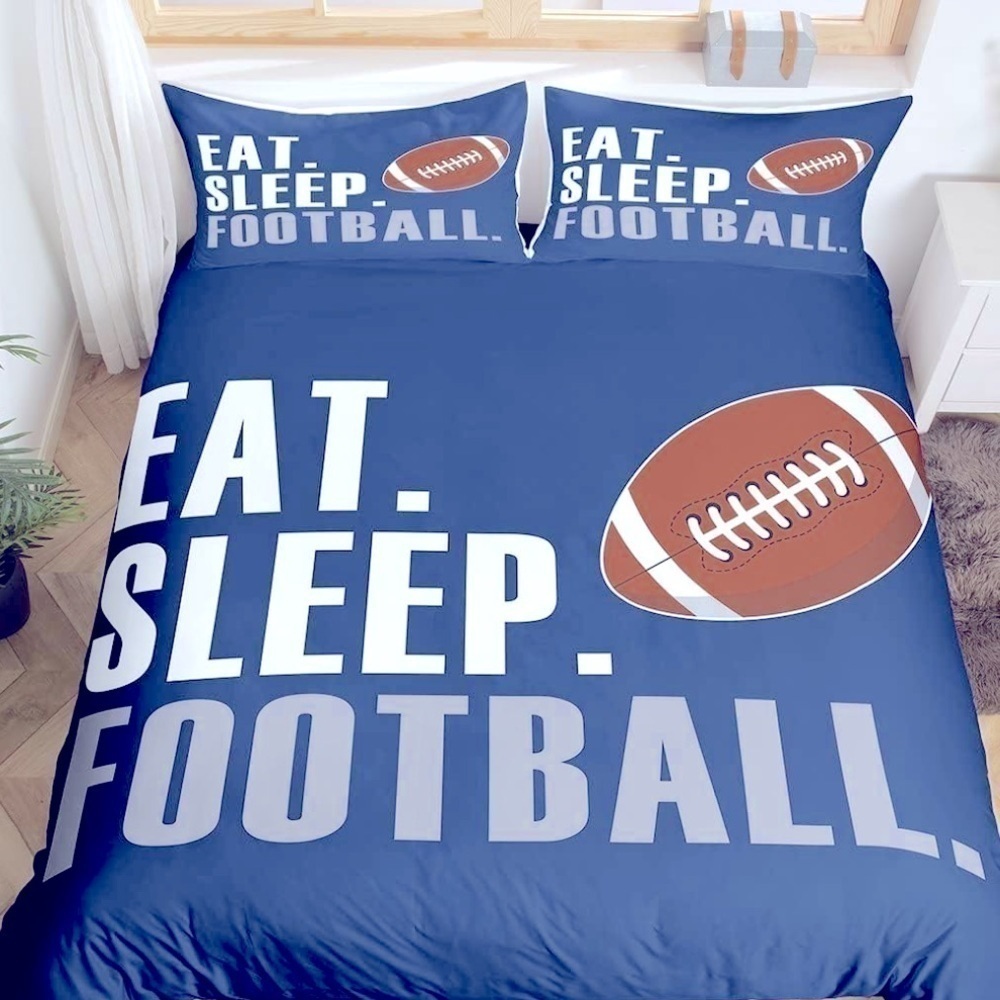 Football duvet cover  and shams set size  NWT lightweight king size reversible